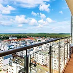 Апартаменты Platan Tower Baltic & *