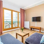 Апартаменты Platan Tower Baltic & *