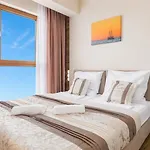 Platan Tower Baltic & * Свиноуйсьце
