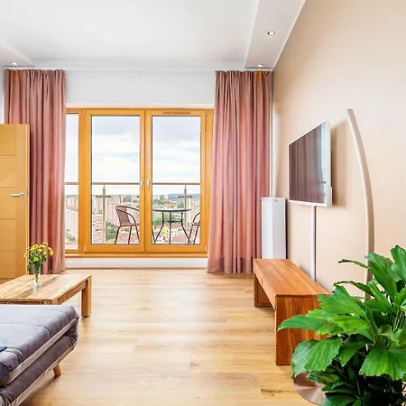 아파트 Platan Tower Baltic & 슈비노우이스쳬