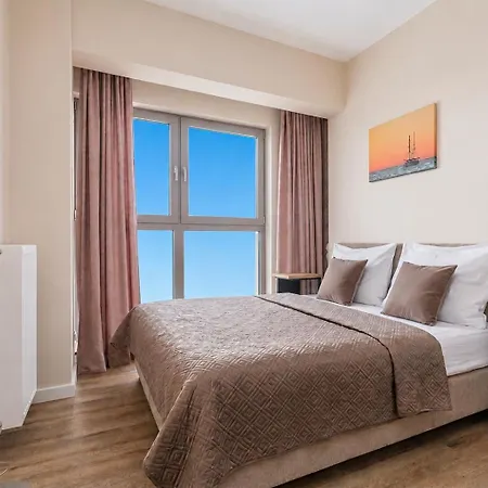 Platan Tower Baltic & *