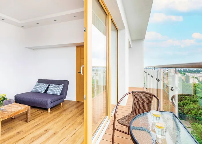 Platan Tower Baltic & 아파트