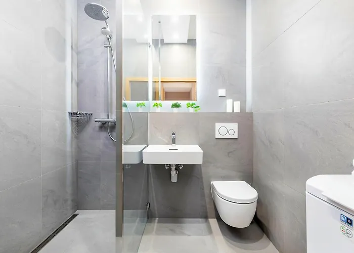 Platan Tower Baltic & 슈비노우이스쳬