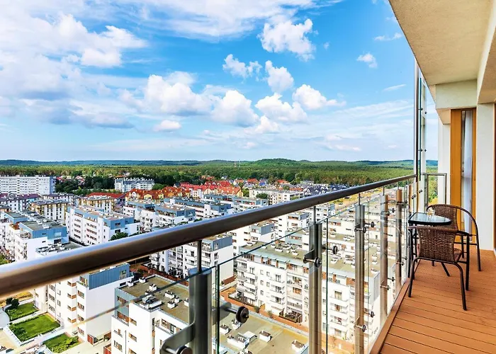 아파트 Platan Tower Baltic & *
